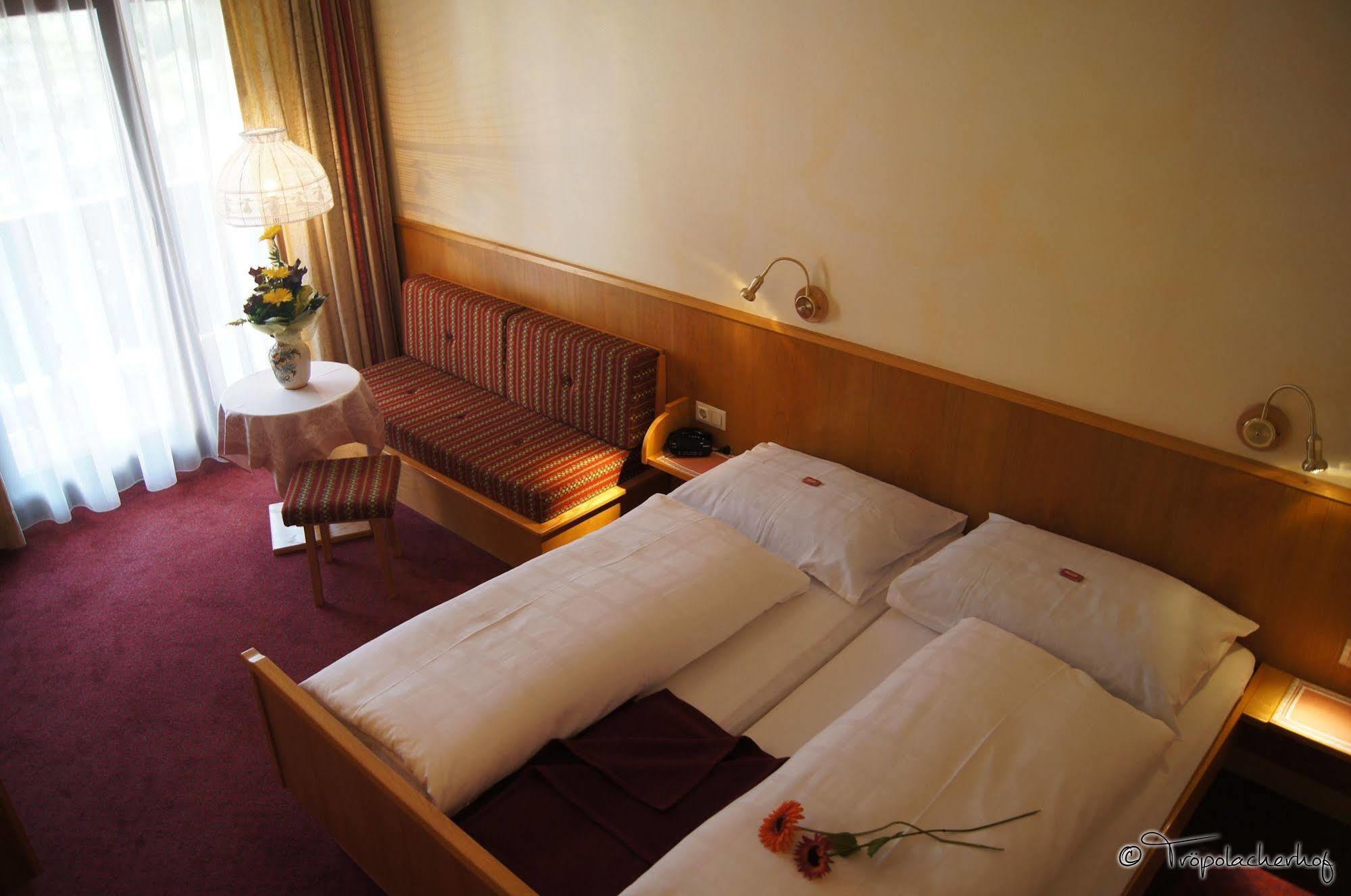 Der Troepolacherhof Hotel & Restaurant Buitenkant foto